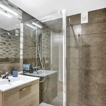 Apartamento Modern In Playa De Americas