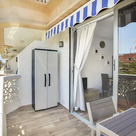 Modern In Playa De Americas Apartamento
