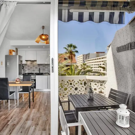 Modern In Playa De Americas * Playa de las Americas (Tenerife)