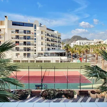 Apartamento Modern In Playa De Americas